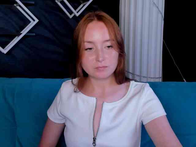EvaHoward webcam