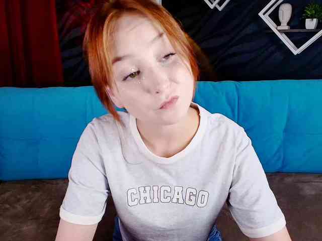 EvaHoward webcam