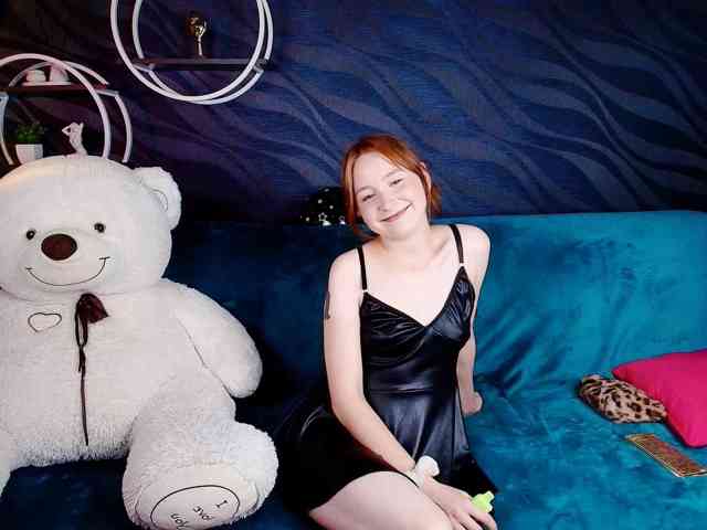 EvaHoward webcam