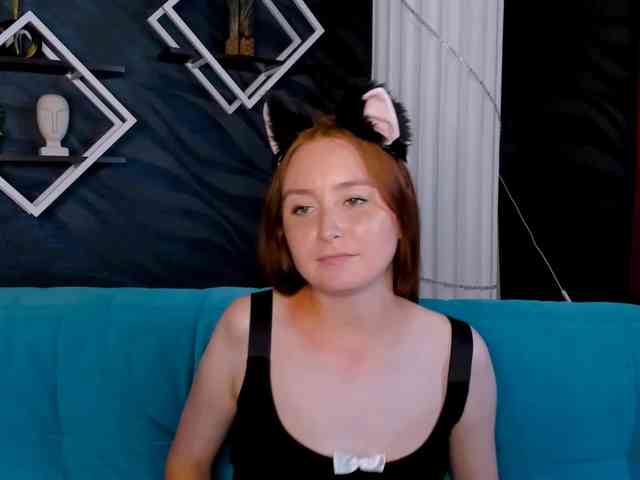 EvaHoward webcam