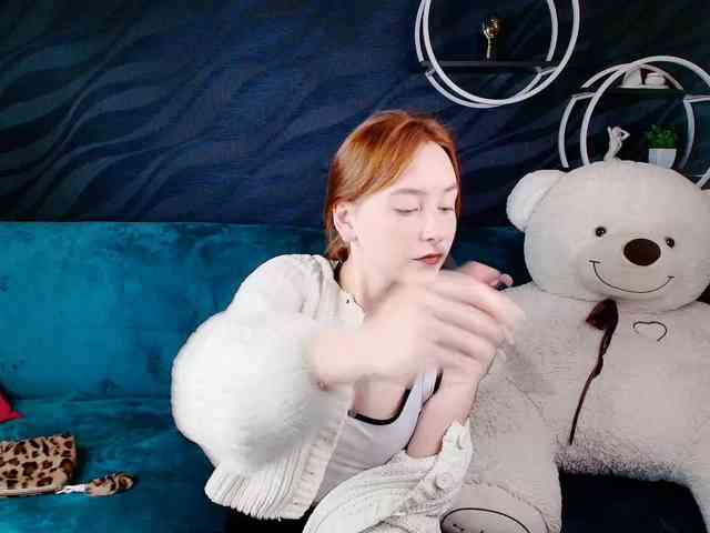 EvaHoward webcam