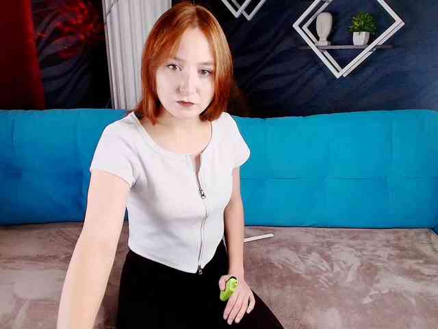 EvaHoward webcam