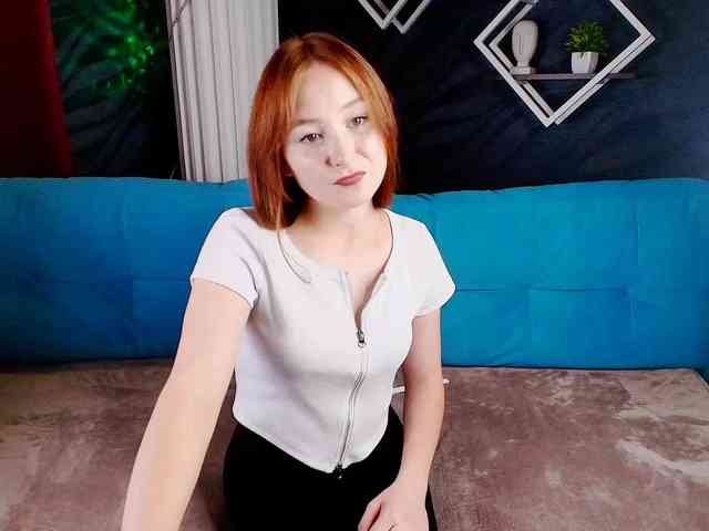 EvaHoward webcam