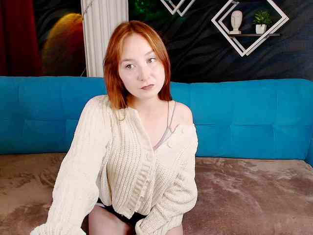EvaHoward webcam