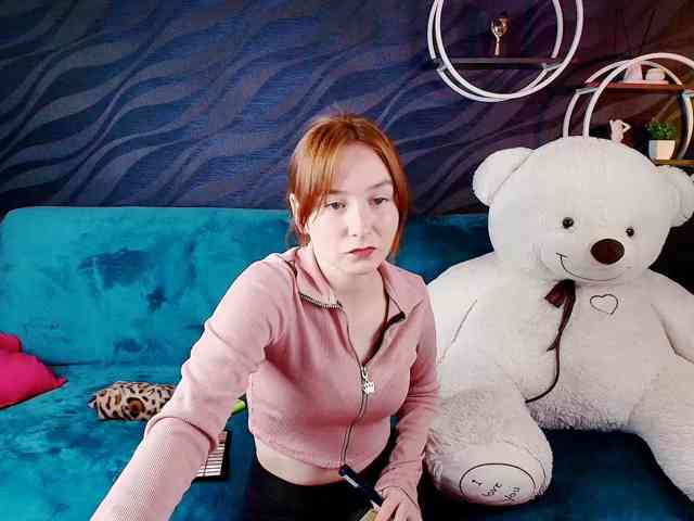 EvaHoward webcam