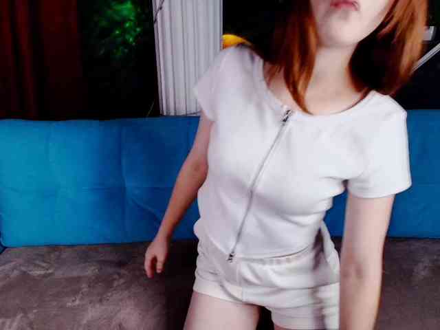 EvaHoward webcam