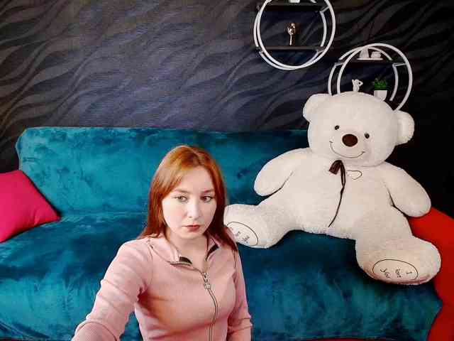 EvaHoward webcam