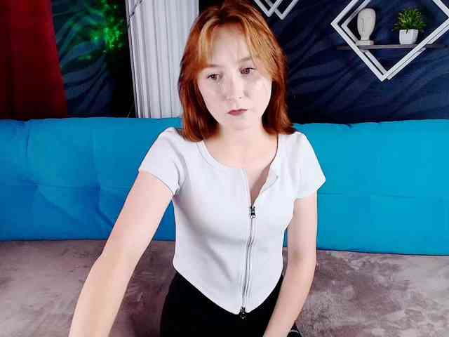 EvaHoward webcam