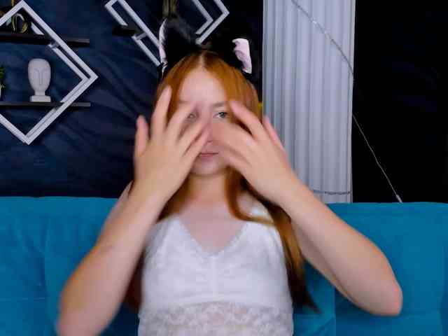 EvaHoward webcam
