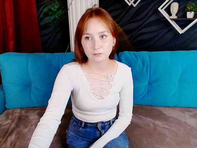 EvaHoward webcam