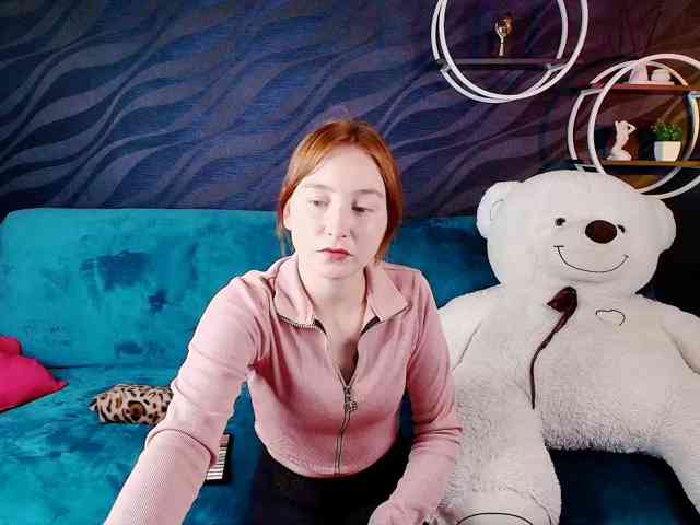EvaHoward webcam