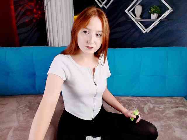 EvaHoward webcam