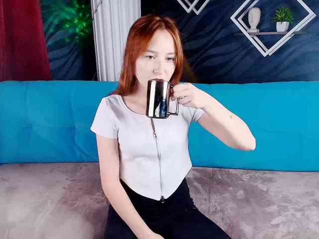 EvaHoward - Girl 