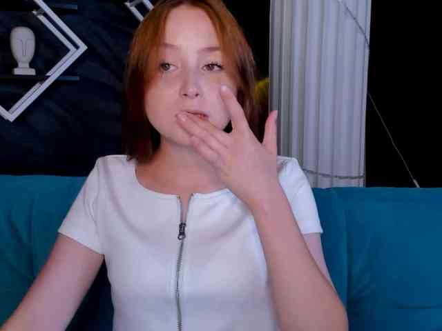 EvaHoward webcam