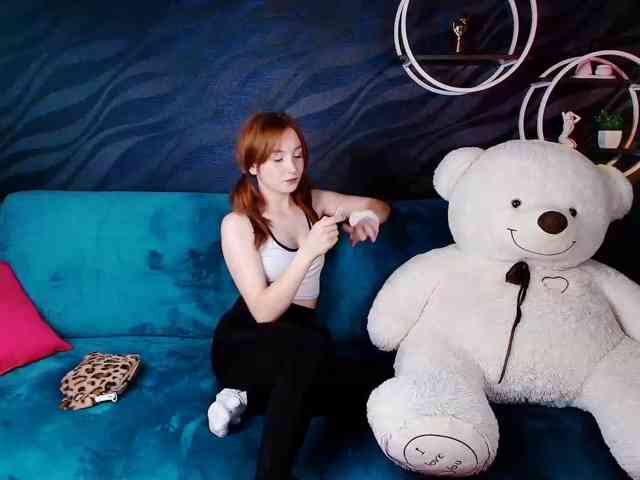EvaHoward webcam