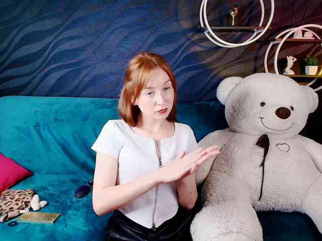 EvaHoward webcam