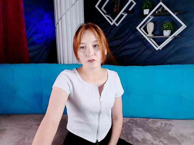 EvaHoward webcam