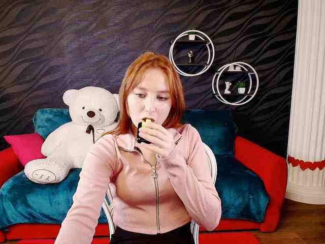 EvaHoward webcam