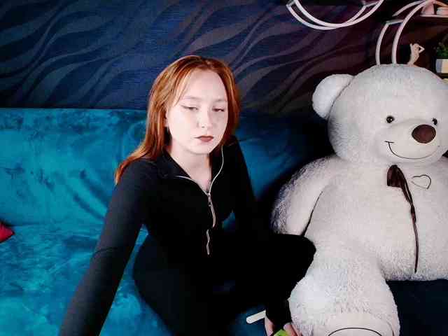 EvaHoward webcam
