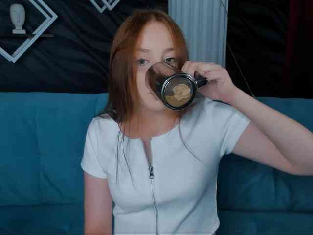 EvaHoward webcam