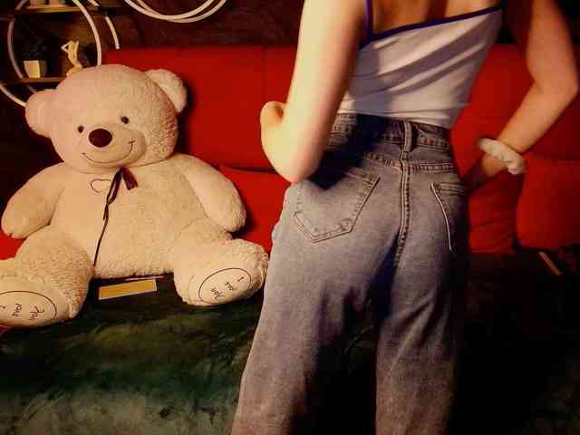 EvaHoward webcam