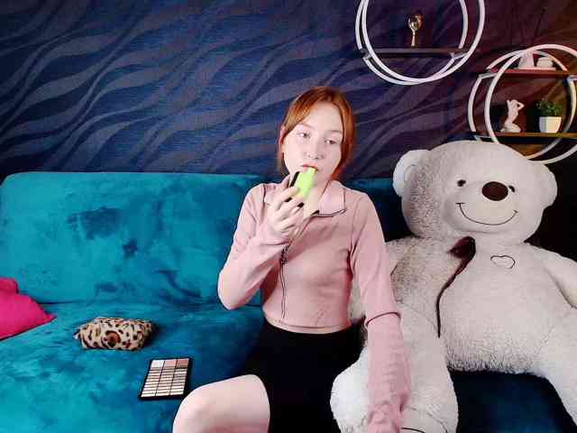 EvaHoward webcam