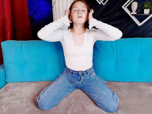 EvaHoward webcam