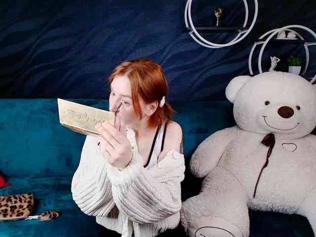 EvaHoward webcam
