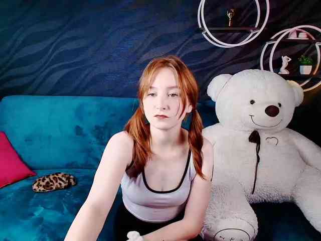 EvaHoward webcam