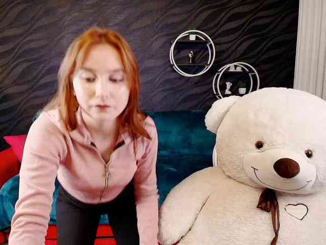 EvaHoward webcam