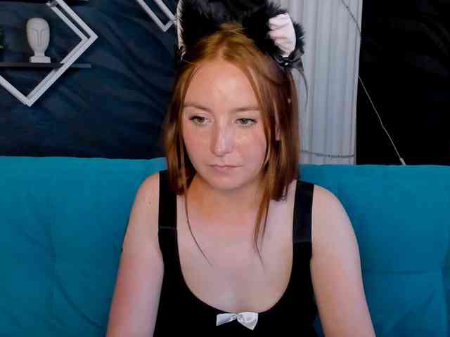 EvaHoward webcam