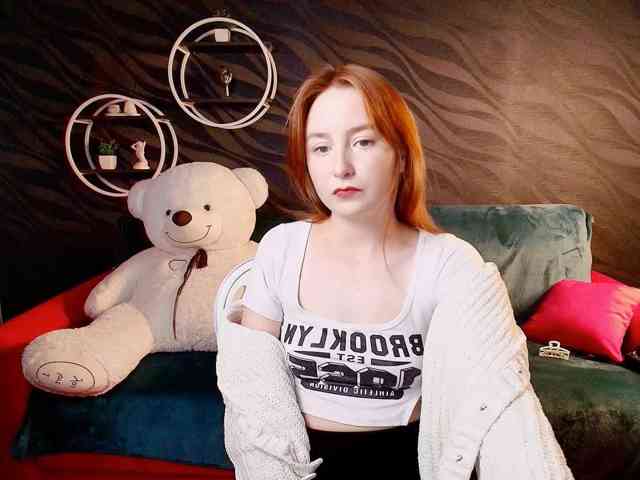 EvaHoward webcam
