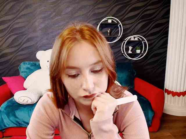 EvaHoward webcam