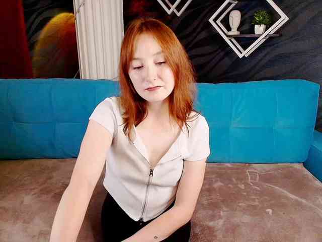 EvaHoward webcam