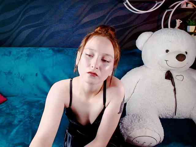 EvaHoward webcam