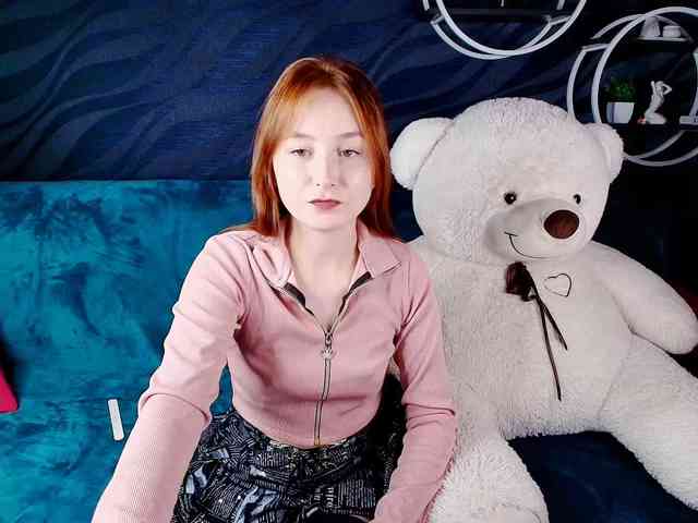 Modella: EvaHoward