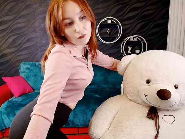 EvaHoward webcam