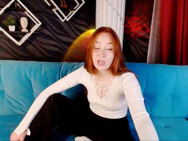 EvaHoward webcam