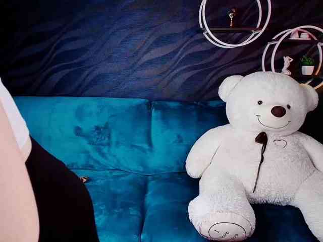 EvaHoward webcam