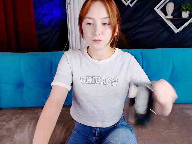 EvaHoward webcam