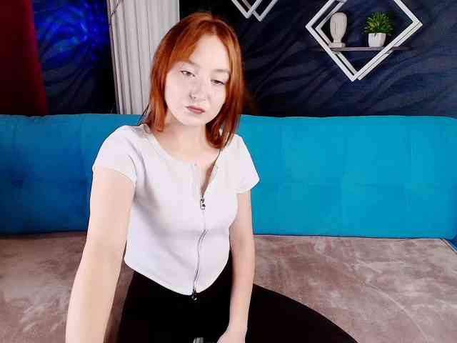 EvaHoward webcam