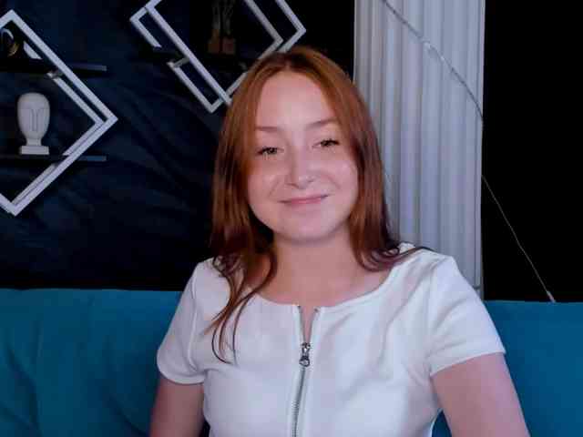 EvaHoward webcam