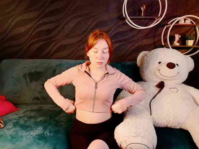 EvaHoward webcam