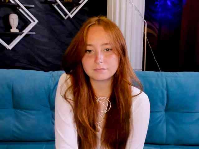 EvaHoward Live Webcam on BongaCams