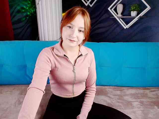 EvaHoward webcam