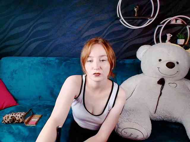 EvaHoward webcam