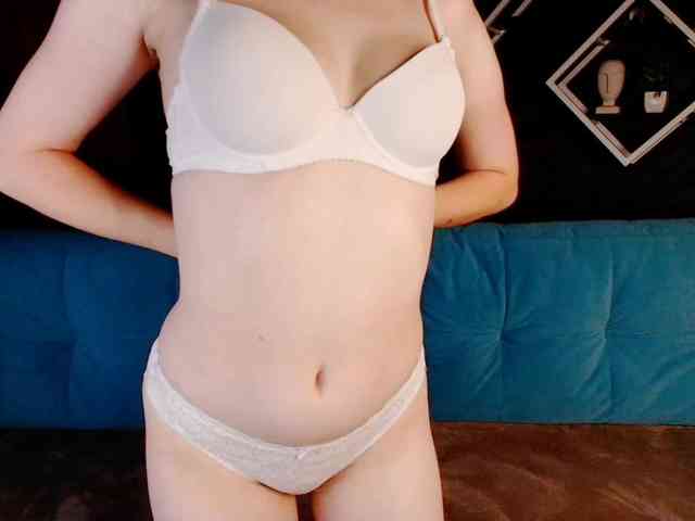 EvaHoward webcam