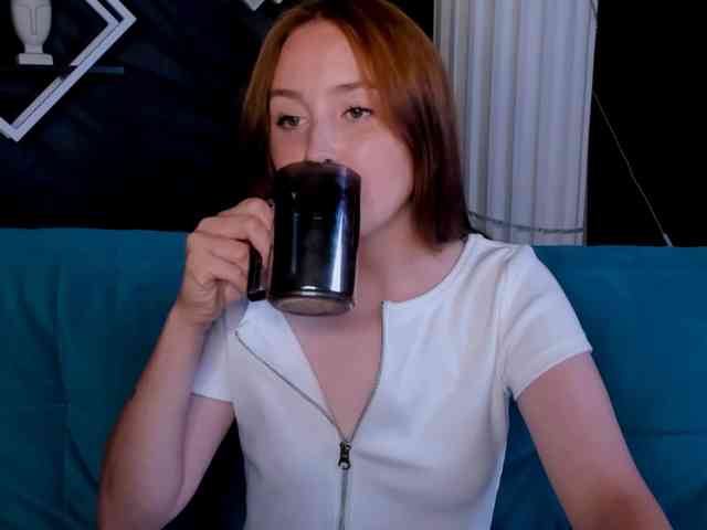 EvaHoward webcam