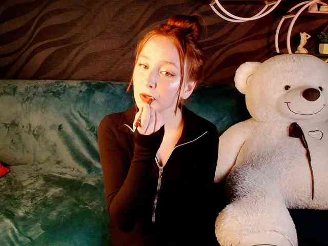 EvaHoward webcam