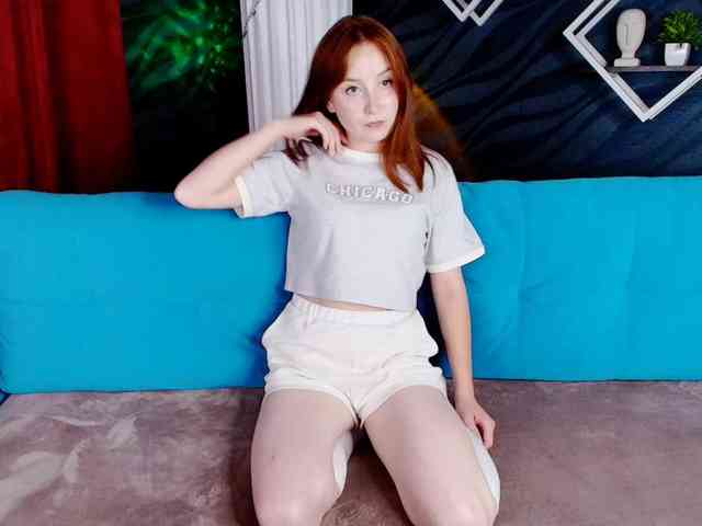 EvaHoward webcam